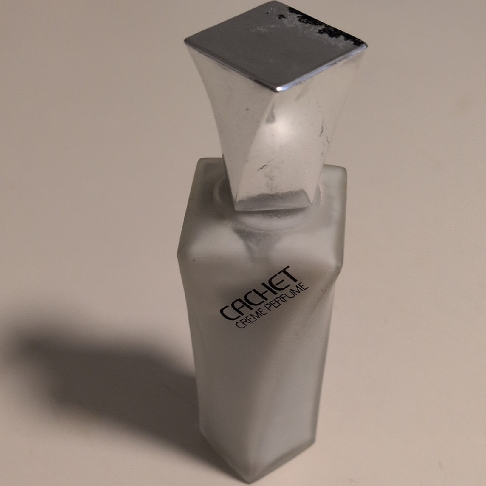 1970s Vintage Cachet Crème Perfume with Silver‎ Cap